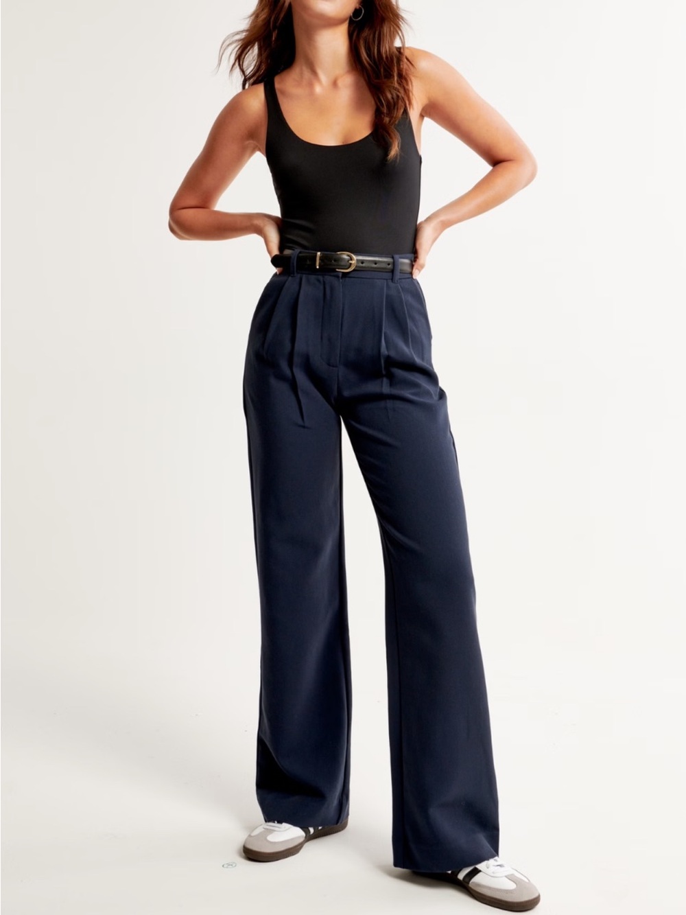 A&F Sloane Tailored Pant Size 26 Navy